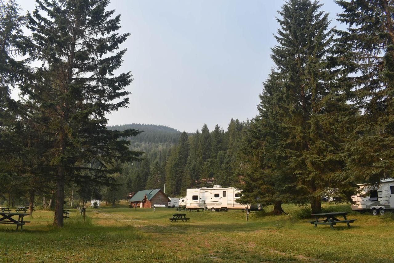Helmcken Falls Lodge Cabin Rooms And Rv Park Clearwater Exteriér fotografie