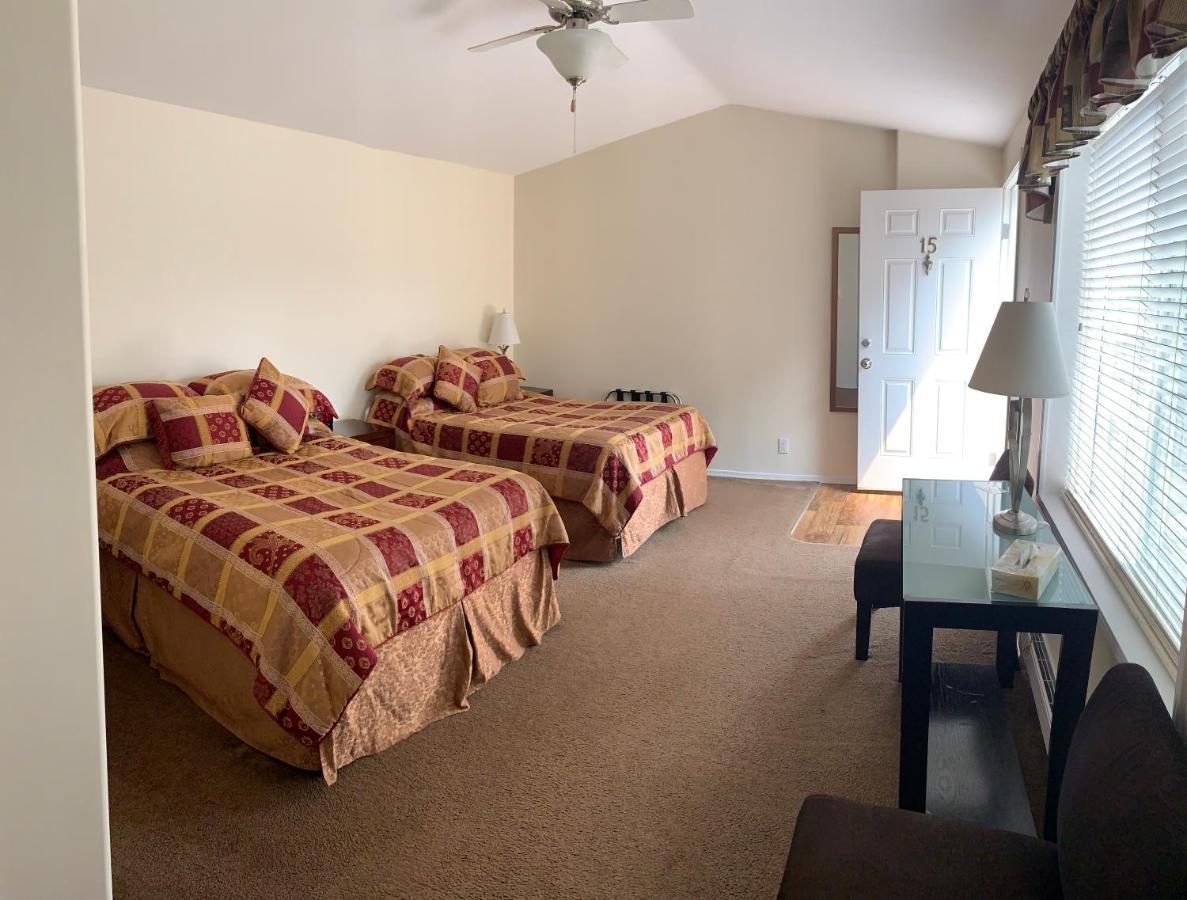 Helmcken Falls Lodge Cabin Rooms And Rv Park Clearwater Exteriér fotografie