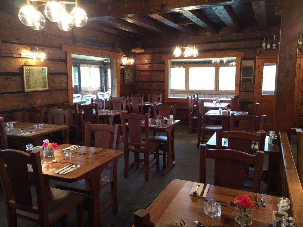 Helmcken Falls Lodge Cabin Rooms And Rv Park Clearwater Exteriér fotografie